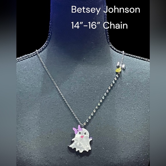 NEW WITH TAGS BETSEY JOHNSON 14”-16” GHOST NECKLACE GREAT FOR HALLOWEEN - Picture 1 of 5